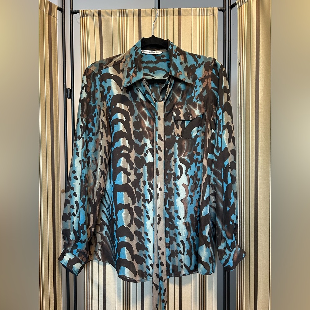 Animal print blouse - Picture 3 of 14